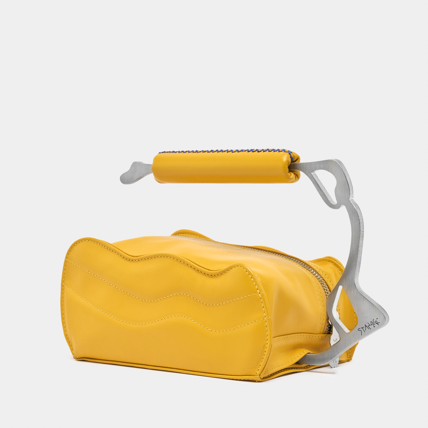 p109-leather-bag-dettaglio1